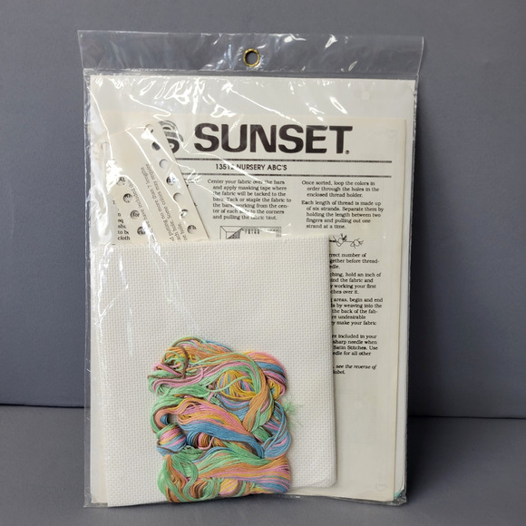 Vintage 1989 Sunset Dimensions Baby Hugs Counted Cross Stitch Kit Nurseys ABC's - Picture 5 of 6